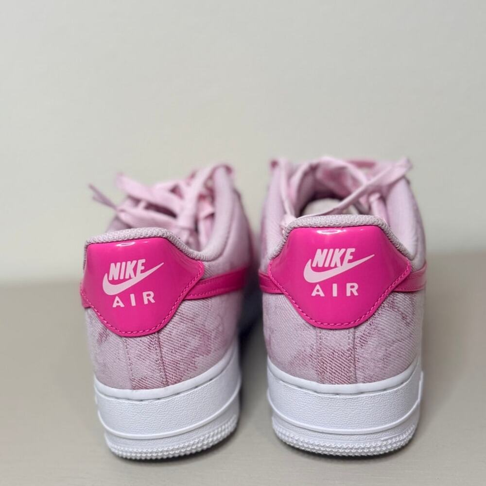 Nike Air Force 1 Low '07  Pink Denim Women's Size 9 -  New in Box - Picture 2 of 7